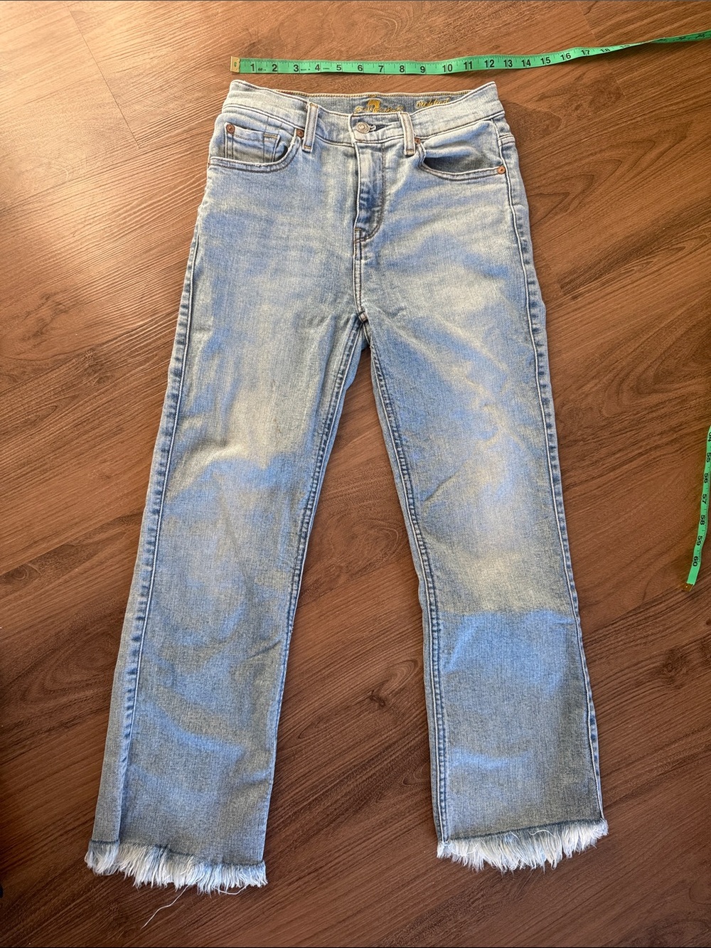 7 for all Mankind Cropped Ali Jeans 26